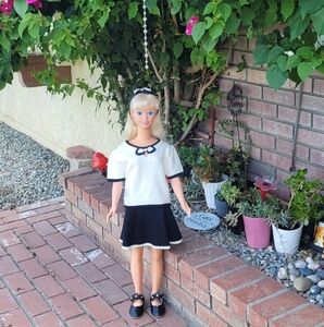 White and Black Knit Outfit Skirt And Swrater Top And Head band